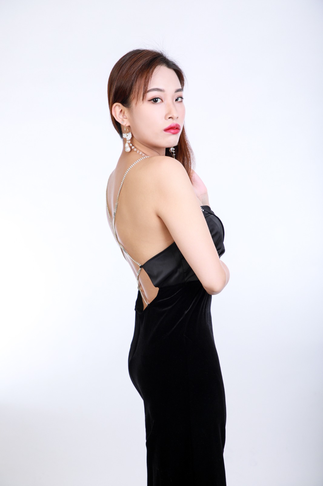 e69982e8a39de5808be4babae5afabe79c9fe4b8bbe9a18c-famous-portrait-photography-hong-kong-e6949de5bdb1e5b8ab-paulstylist2